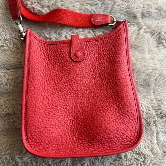 Hermes Evelyne Mini Red Bag Crossbody 100% Authentic - Picture 3 of 12